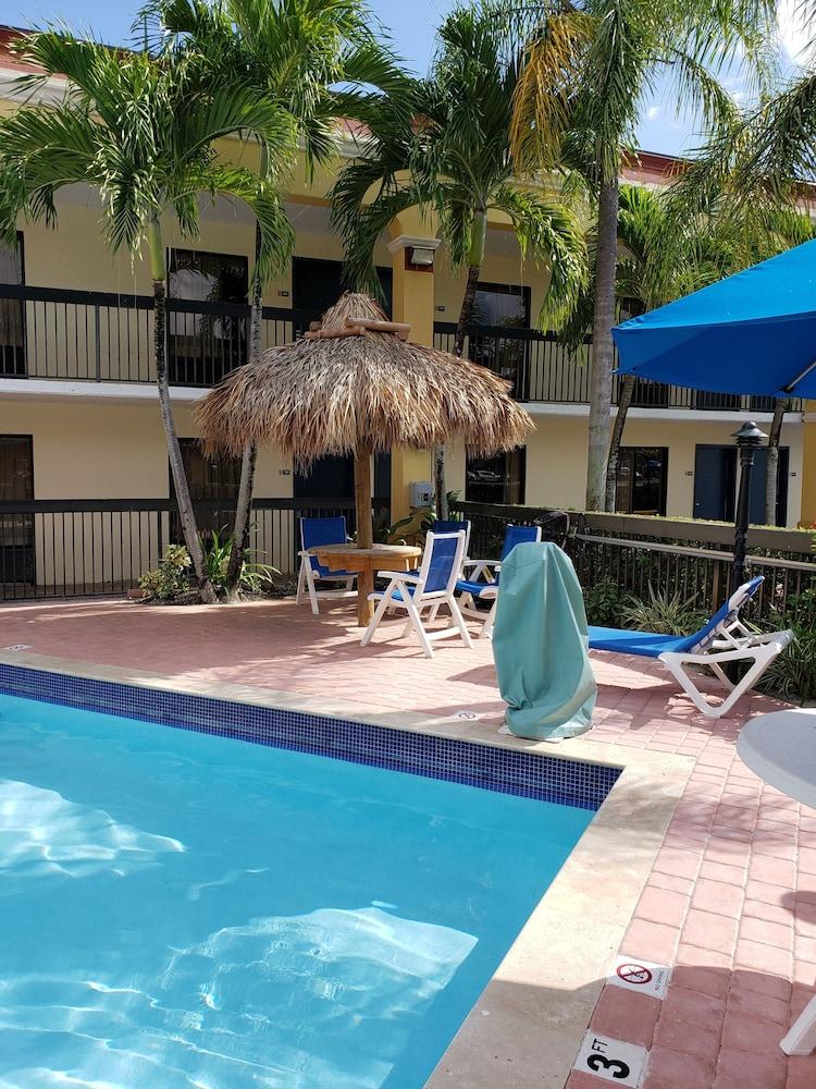 Days Inn By Wyndham Florida City Exteriér fotografie