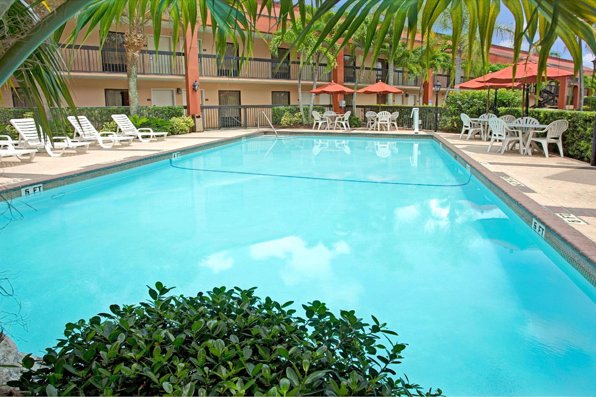 Days Inn By Wyndham Florida City Exteriér fotografie