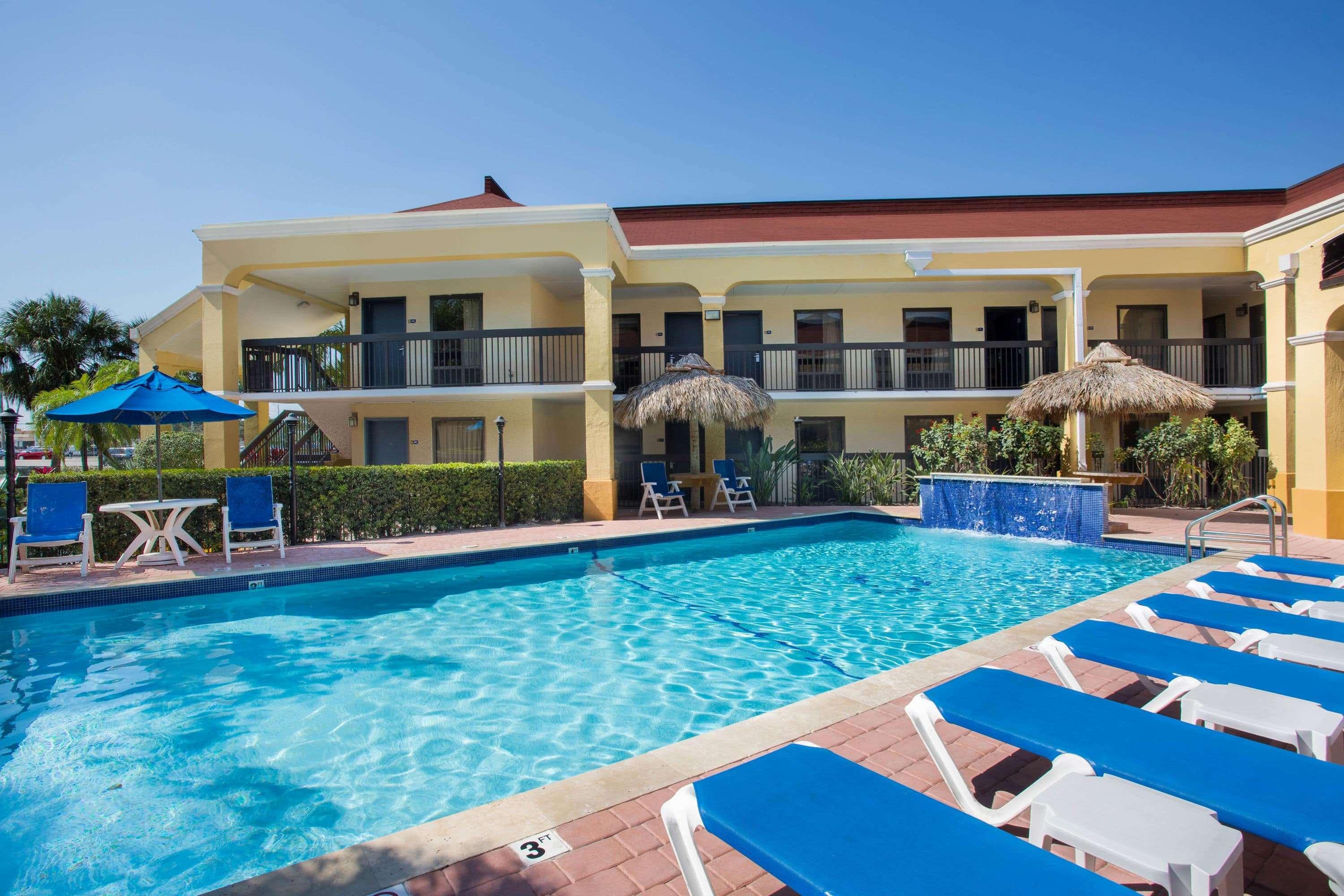 Days Inn By Wyndham Florida City Exteriér fotografie