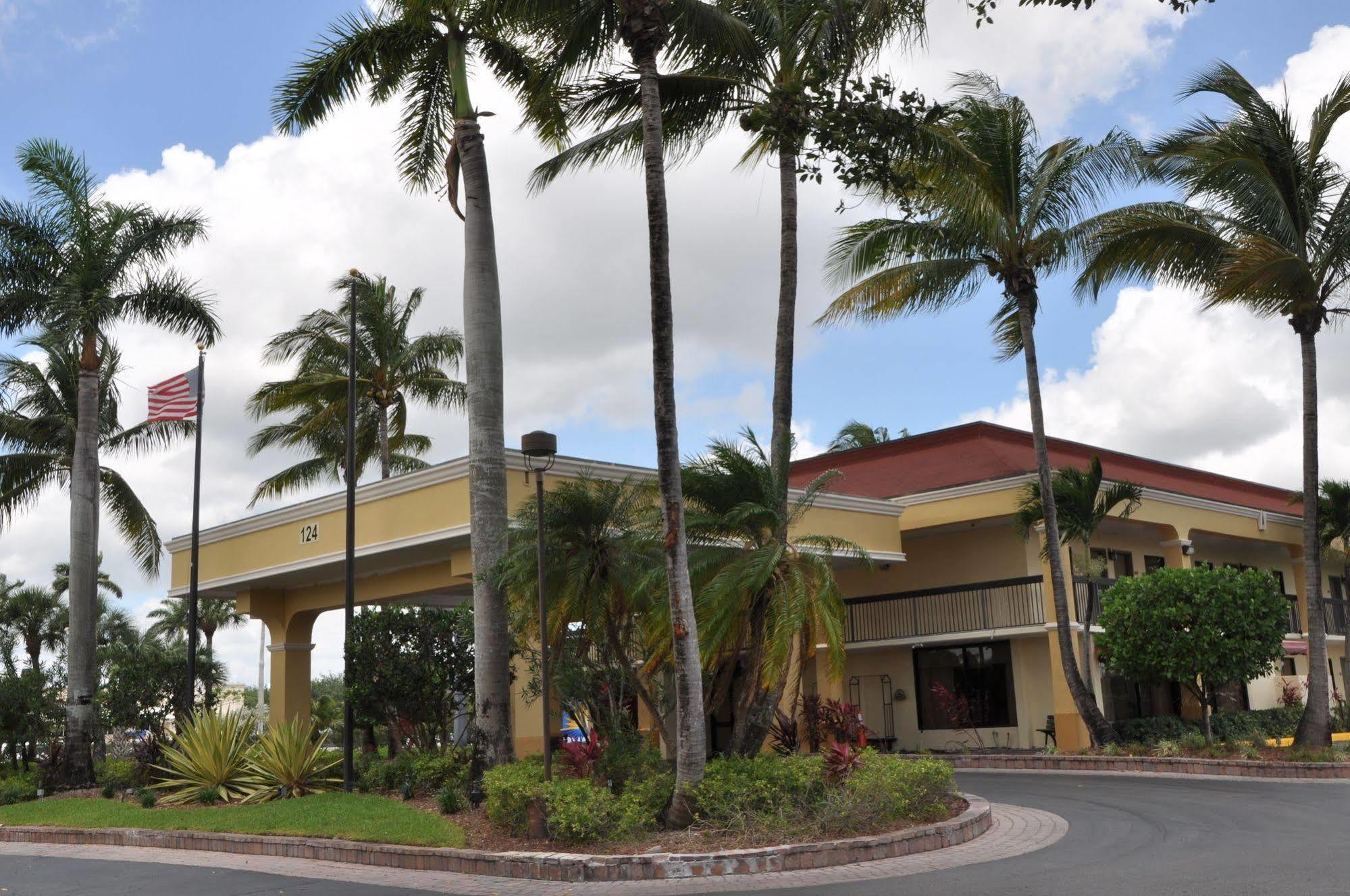 Days Inn By Wyndham Florida City Exteriér fotografie