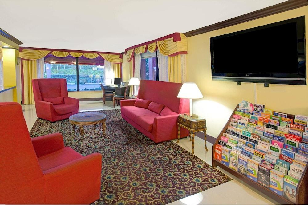 Days Inn By Wyndham Florida City Exteriér fotografie